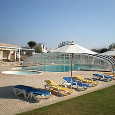 Parque de vacaciones Domus Iberica Turisticos Burgau